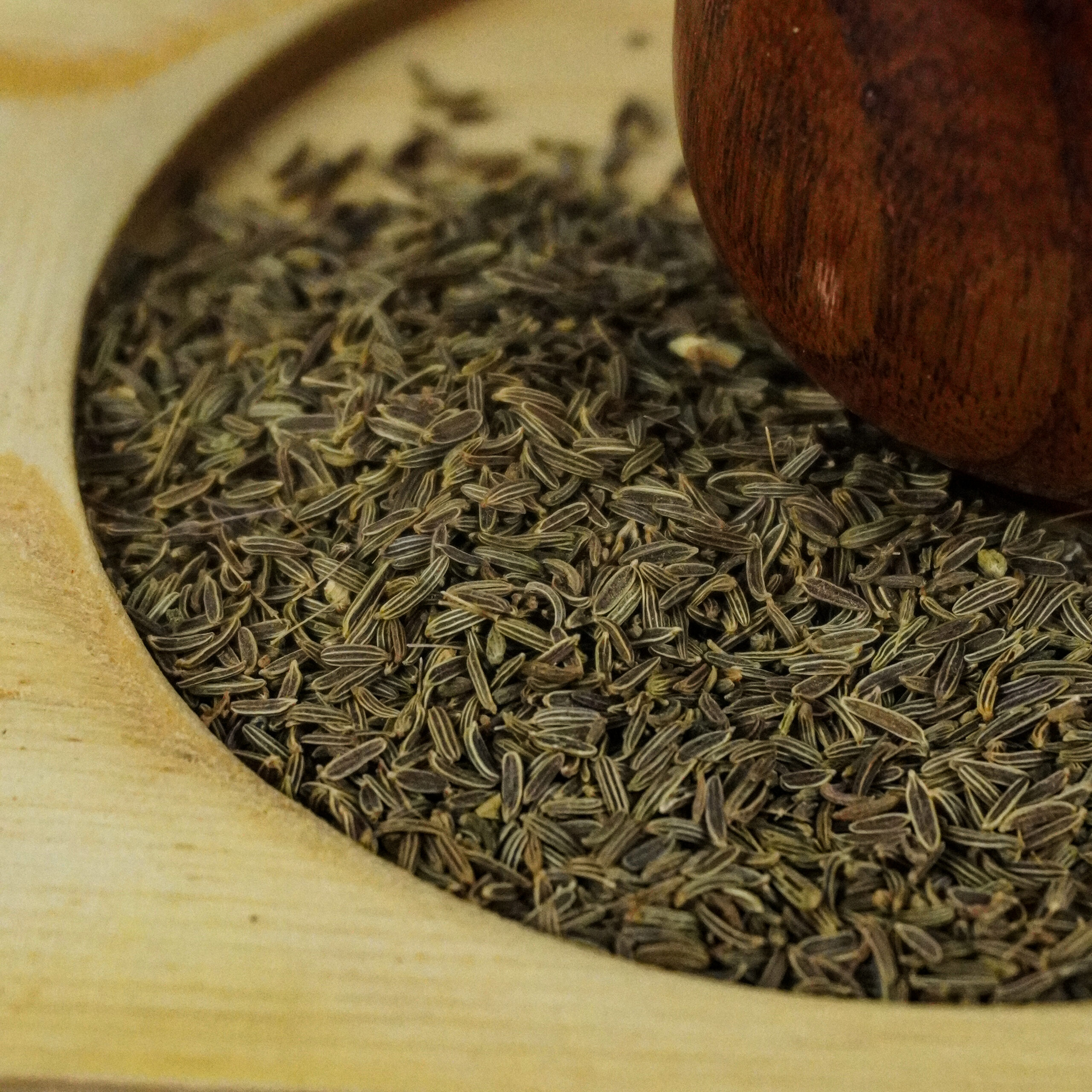 های عطار - فروشگاه های عطار بزرگترین پخش انواع ادویه و دمنوش در ایران زیره سبز درشت