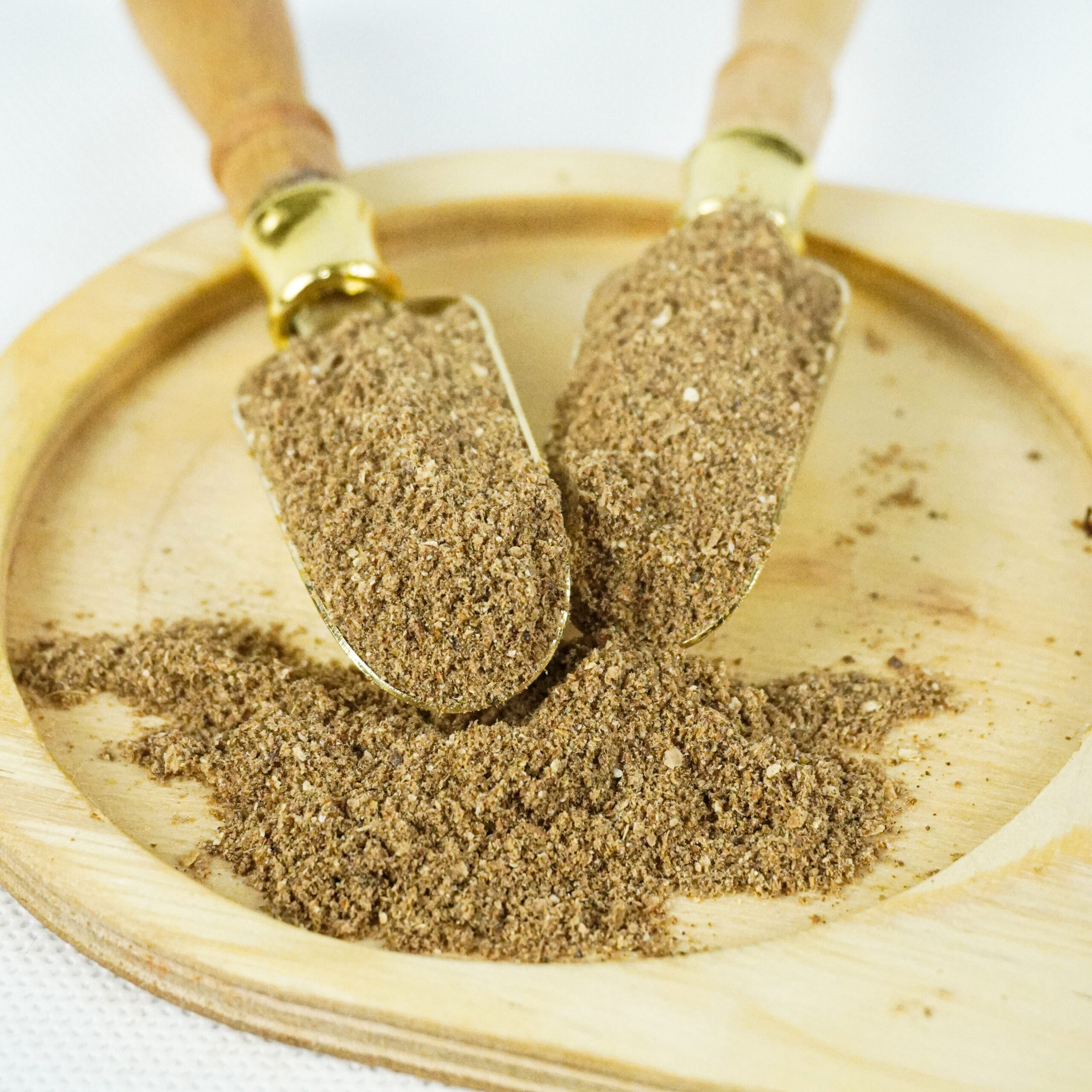 های عطار - فروشگاه های عطار بزرگترین پخش انواع ادویه و دمنوش در ایران پودر لیمو عمانی