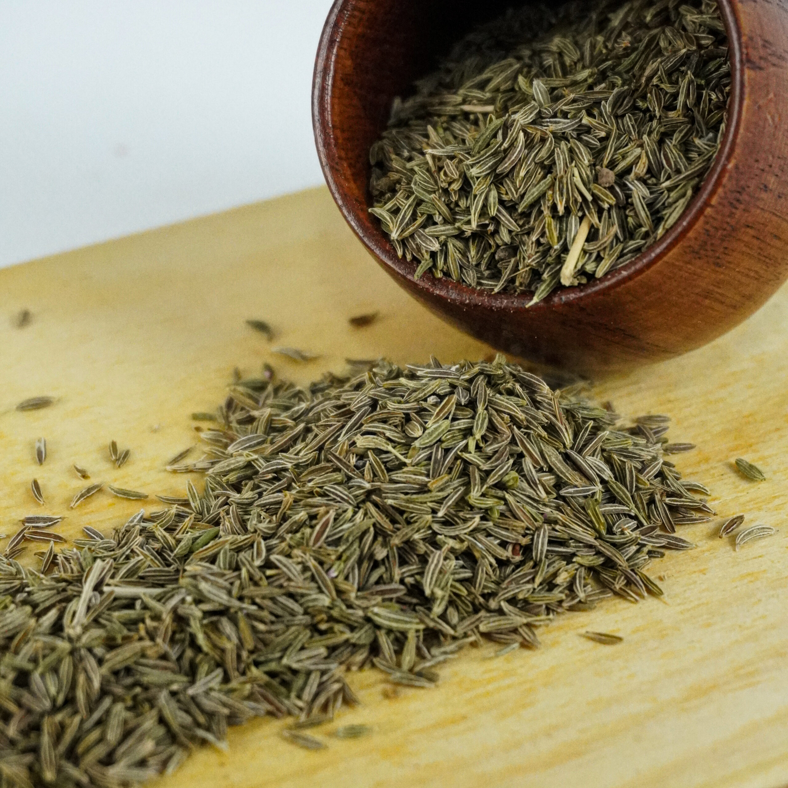 های عطار - فروشگاه های عطار بزرگترین پخش انواع ادویه و دمنوش در ایران زیره سبز درشت