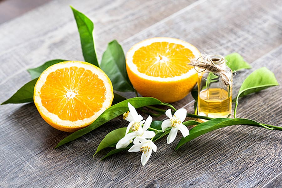 های عطار - های عطار بزرگترین پخش انواع ادویه و دمنوش در ایران عرق بهار نارنج